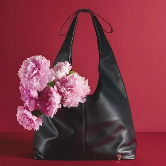 NEW Victoria's Secret Chic Black Faux Leather Slouchy Bow Hobo Shoulder Bag 2026 - Picture 8 of 10